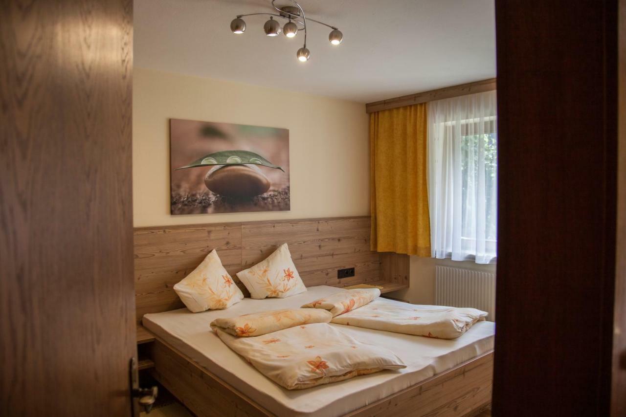 Apartamento Haus Madeleine Neustift im Stubaital Exterior foto